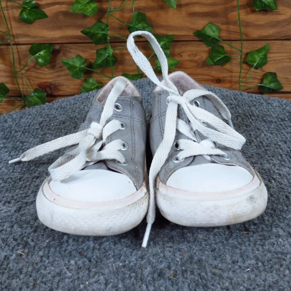 Converse Chuck Taylor All Star Infant Sneaker Size 7 Everyday Wear Gray Canvas